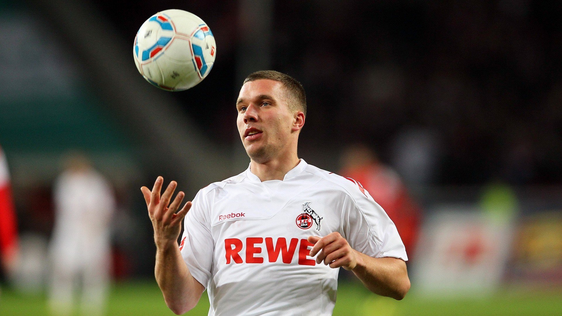 开云体育在线-马里火力压制伊拉克,德布劳内在焦点战证明自己,足球世界里的降维打击